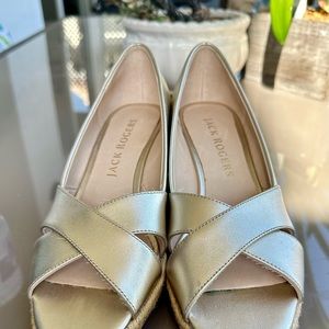 Jack Rodgers - gold wedges NWOT size 8‎